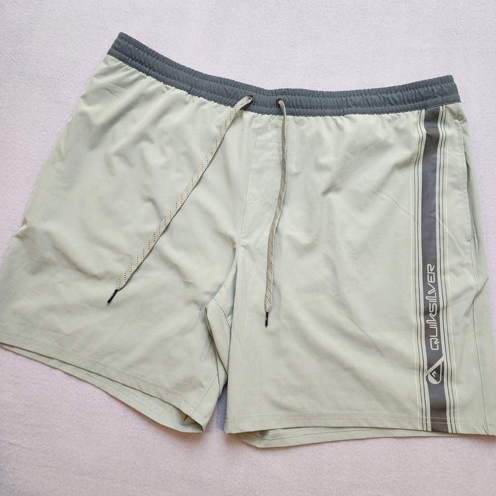 Quiksilver Mens Swim Trunks XXL Green Grey Quick Dry Stretch Board Shorts NWT